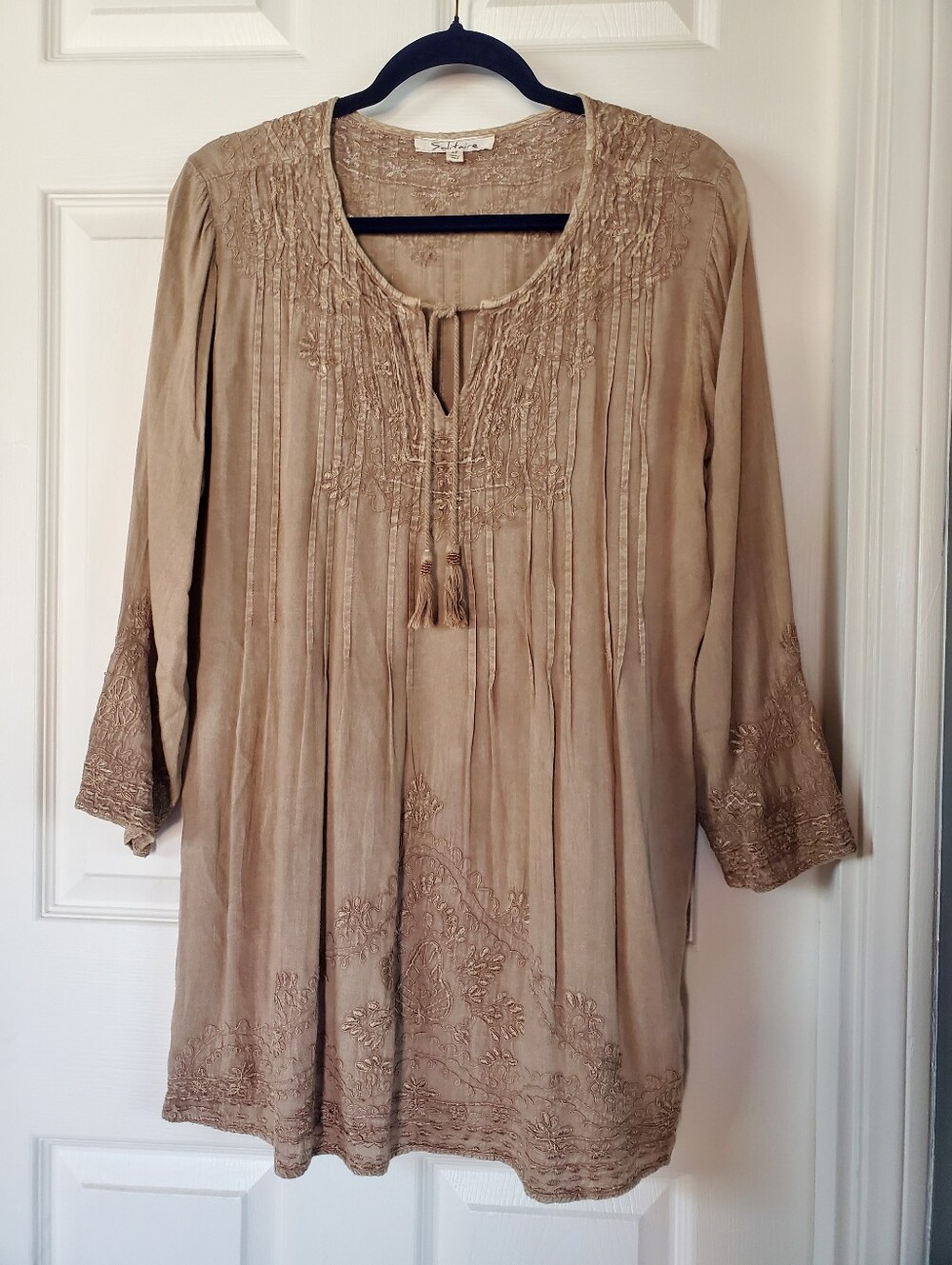 Solitaire Bohemian Embroidered Tunic Blouse Hippie‎ Flowy Romantic Tan Medium